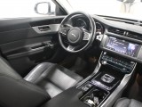 Jaguar-XF-Y73642-11